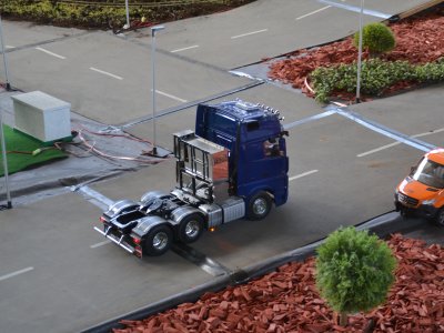MB Actros 3363 Pearl Blue