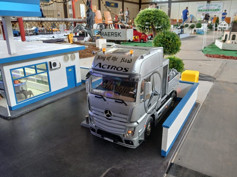 Actros 1851 Gigaspace 6x4
