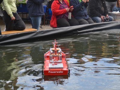 Feuerlöschboot 2