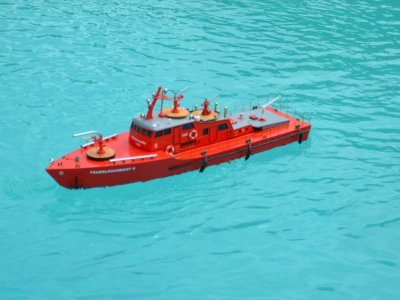 Feuerlöschboot 2