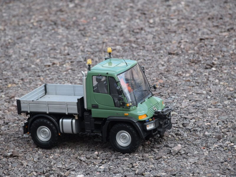 Unimog Grün