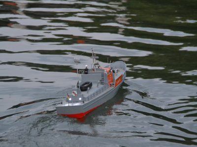 Flugsicherungsboot 8